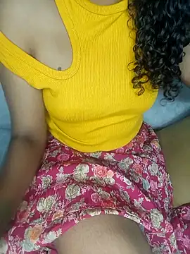 Snapshot of Tamilpallavi chatting on November 2, 2025, 3:03 pm Tamilpallavi online show from November 2, 2025, 3:03 pm