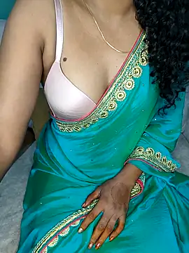 Tamilpallavi online show from November 30, 2025, 2:59 am