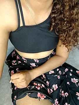 Tamilpallavi online show from February 19, 2026, 5:53 pm