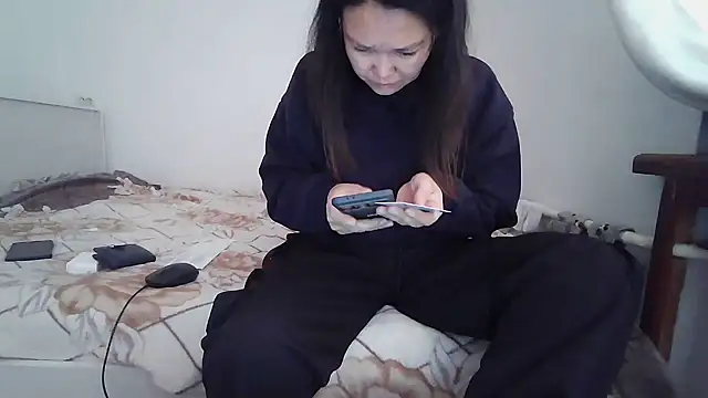 sakuradelreina online show from January 19, 2026, 4:27 am