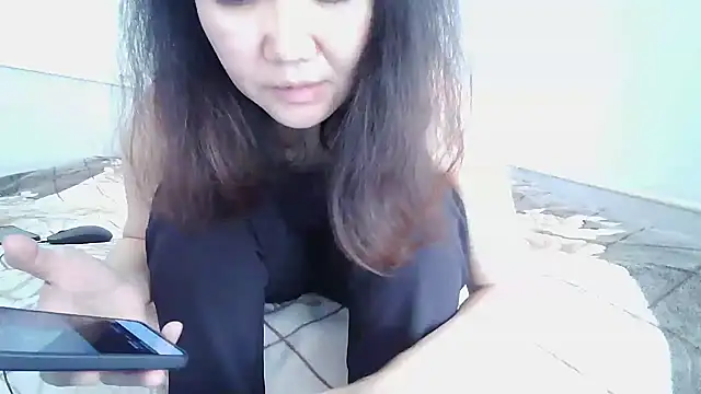 sakuradelreina online show from February 20, 2026, 6:26 am