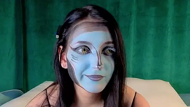 Snapshot of FalineBeacher chatting on October 11, 2025, 2:15 pm FalineBeacher online show from October 11, 2025, 2:15 pm