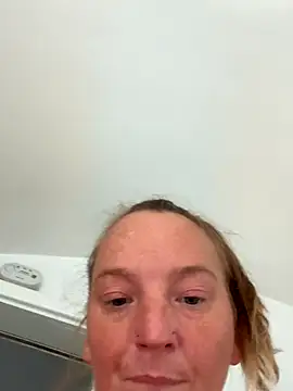 JustYourNormalCouple online show from November 6, 2025, 11:22 am