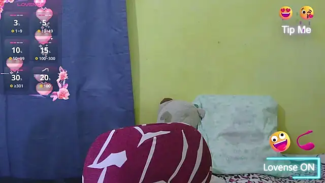 HornyAsian4uxx online show from April 16, 2026, 2:07 pm