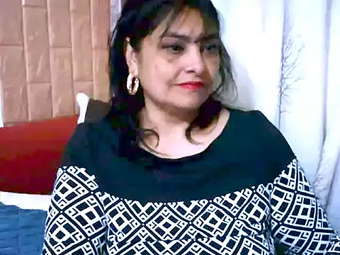 Indiansweetness77 online show from July 3, 2026, 4:52 am