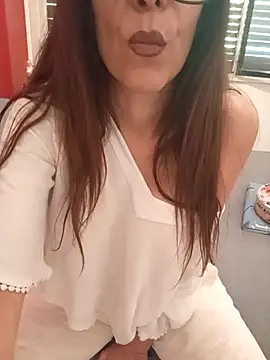 Esmeralda passion online show from October 2, 2025, 1:40 pm