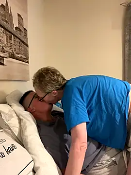 Curvy-Jinx online show from October 25, 2025, 7:30 pm