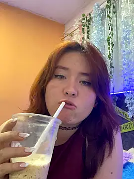 AliaMiller  online show from October 18, 2025, 8:20 pm