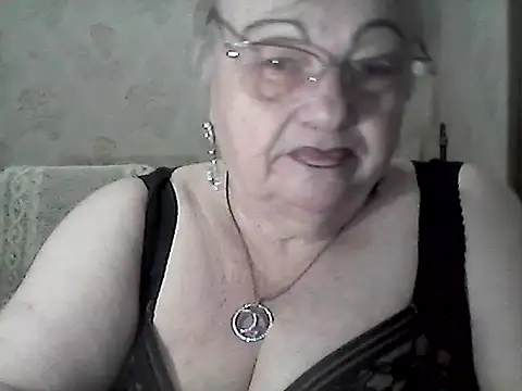 NatalieNorth online show from December 19, 2025, 11:23 pm