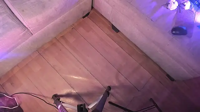 Melody-chers online show from October 16, 2025, 11:39 pm