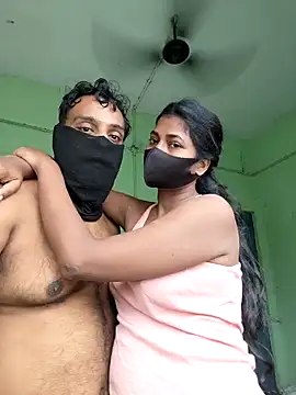 Snapshot of renu_143 chatting on September 16, 2025, 5:52 am renu 143 online show from September 16, 2025, 5:52 am