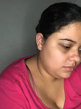 luisahot 9727 online show from April 14, 2026, 12:22 pm