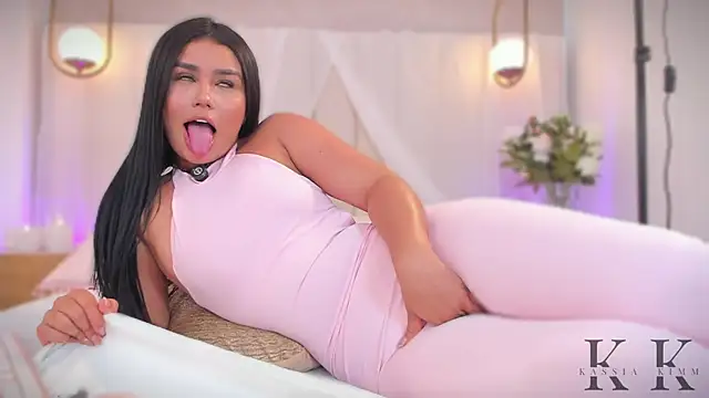 kassia kim online show from March 2, 2026, 7:26 am