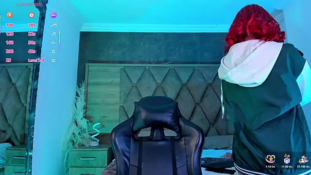 katierouge  online show from January 12, 2026, 5:34 am