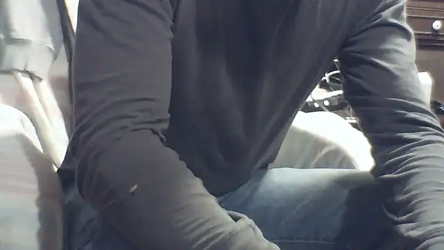 Luv2SuckBWC92 online show from January 15, 2026, 4:06 am