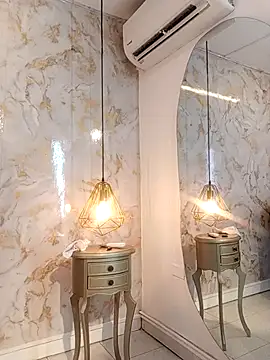 nathaliamiller online show from September 29, 2025, 7:19 pm