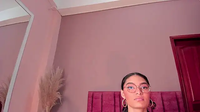 LunaAspen  online show from January 14, 2026, 5:51 pm