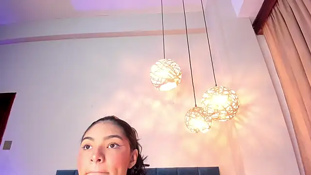 LunaAspen  online show from February 18, 2026, 5:53 pm