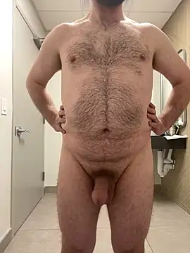 Snapshot of smooth_stud chatting on April 1, 2026, 7:00 pm smooth stud online show from April 1, 2026, 7:00 pm