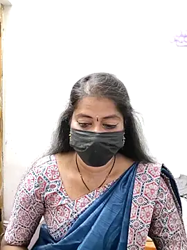 tamil Sigappu Roja online show from March 10, 2026, 1:10 am