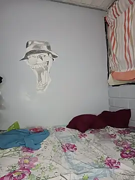 Bigtiti01 online show from March 5, 2026, 8:49 pm