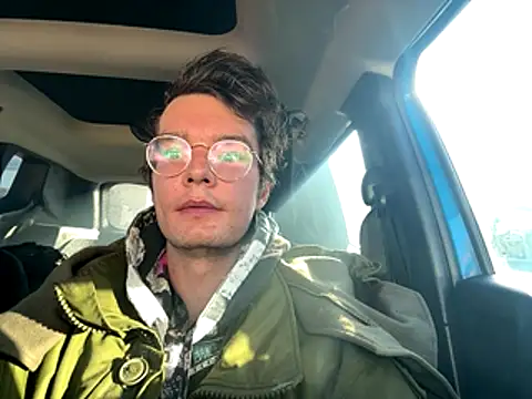 Snapshot of Hungboxer69 chatting on November 2, 2025, 8:55 pm Hungboxer69 online show from November 2, 2025, 8:55 pm