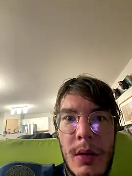 Hungboxer69 online show from December 4, 2025, 10:24 am