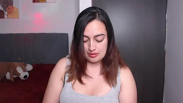 Snapshot of Meggan_n chatting on October 25, 2025, 3:25 am Meggan n online show from October 25, 2025, 3:25 am