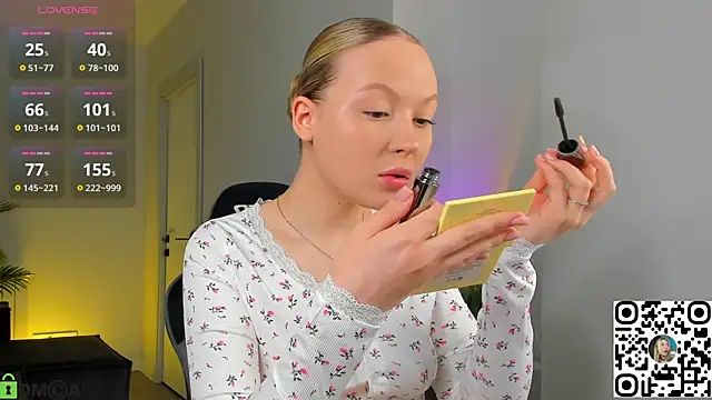 Snapshot of Margo-pvt chatting on March 4, 2026, 12:38 am Margo-pvt online show from March 4, 2026, 12:38 am