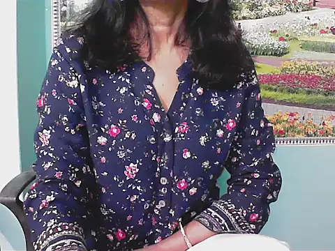 Lovely bhabhi143 online show from November 22, 2025, 5:39 am