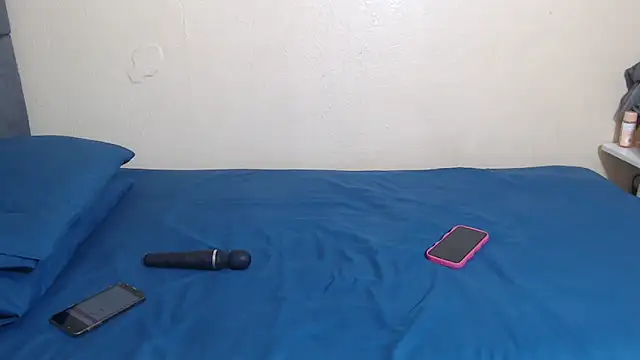 Snapshot of AfricanPopi chatting on November 3, 2025, 5:09 am AfricanPopi online show from November 3, 2025, 5:09 am