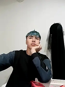 AlexanderCollman online show from October 10, 2025, 7:46 pm