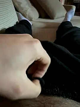 Snapshot of Qualepass chatting on October 27, 2025, 2:10 pm Qualepass online show from October 27, 2025, 2:10 pm