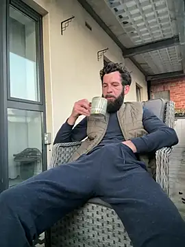 Michel huge online show from May 26, 2026, 4:08 am