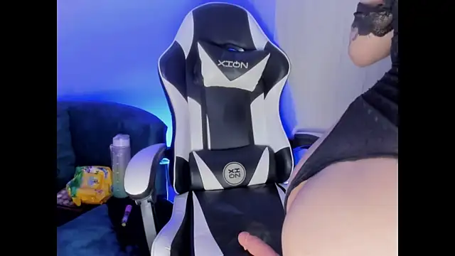 SafiroBlake online show from October 29, 2025, 3:31 am