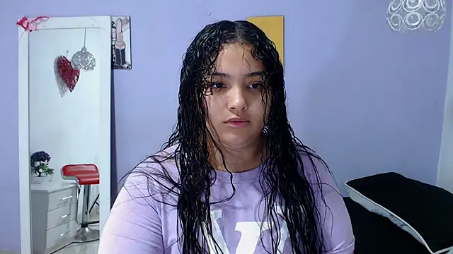 Snapshot of penelope_gucci1 chatting on October 8, 2025, 12:03 pm penelope gucci1 online show from October 8, 2025, 12:03 pm