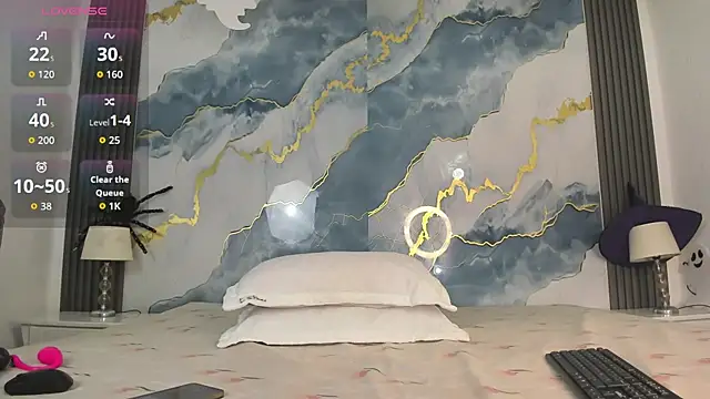 ElaineStark online show from October 23, 2025, 4:01 am