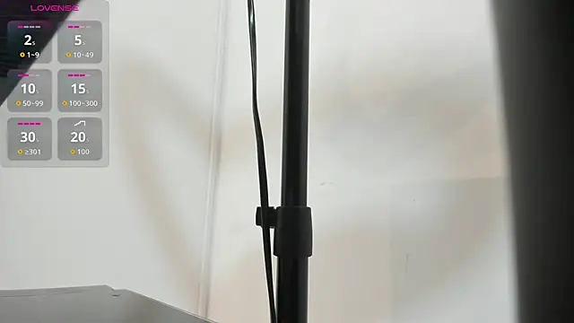 July Adams online show from March 22, 2026, 4:05 am