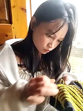 Tiyir597 online show from October 25, 2025, 4:09 am