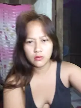 Snapshot of pretty_me092121 chatting on July 19, 2026, 6:22 pm pretty me092121 online show from July 19, 2026, 6:22 pm