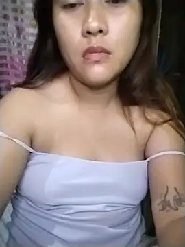 Snapshot of pretty_me092121 chatting on July 28, 2026, 7:39 pm pretty me092121 online show from July 28, 2026, 7:39 pm