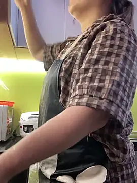 Snapshot of kute_sex chatting on September 18, 2025, 1:40 am kute sex online show from September 18, 2025, 1:40 am