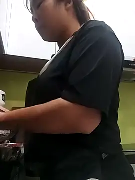 Snapshot of kute_sex chatting on September 28, 2025, 12:10 pm kute sex online show from September 28, 2025, 12:10 pm