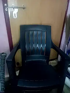 Jessi 25 online show from February 23, 2026, 9:06 am