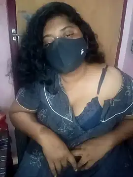 Jessi 25 online show from April 12, 2026, 8:58 pm