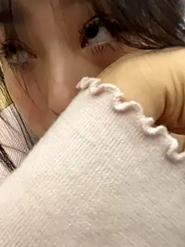 xiao-mo520 online show from November 20, 2025, 11:21 am