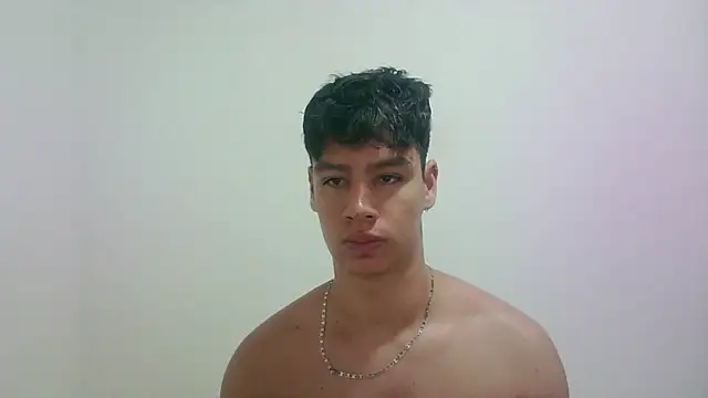 Snapshot of zeus_181 chatting on October 7, 2025, 12:19 am zeus 181 online show from October 7, 2025, 12:19 am