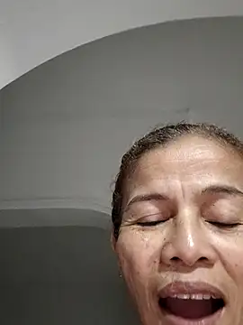 Merybeks online show from October 20, 2025, 10:49 am