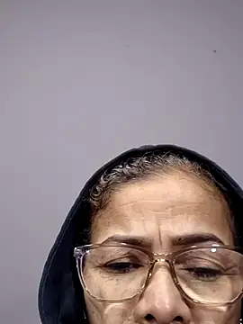 Merybeks online show from November 18, 2025, 10:31 am