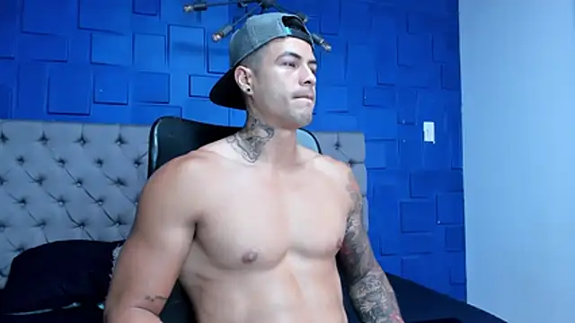 andres-clark92 online show from December 21, 2025, 5:42 pm